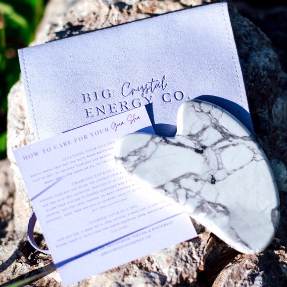 🔮✨Ethically Sourced Howlite Gua Sha✨🔮